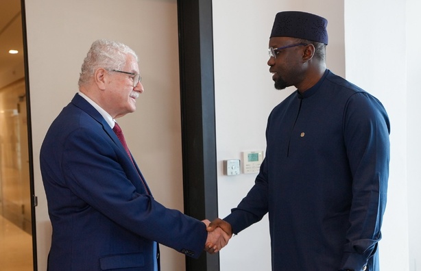 DAKAR : Le Premier ministre Ousmane Sonko réaffirme le soutien du Sénégal à la cause palestinienne DAKAR : Le Premier ministre Ousmane Sonko réaffirme le soutien du Sénégal à la cause palestinienne