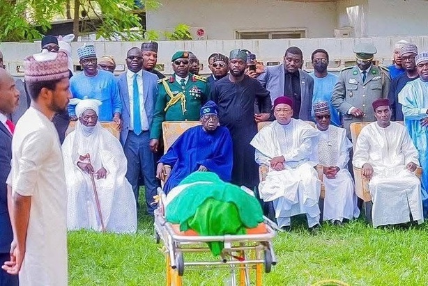 Nigeria : tensions lors des obsèques de Buhari, des membres de la famille interdits d’accès Nigeria : tensions lors des obsèques de Buhari, des membres de la famille interdits d’accès