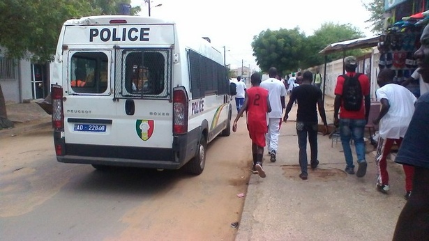 BFEM à Louga : dix-huit élèves arrêtés pour “tricherie” et détention “frauduleuse” de corrigés d’épreuves BFEM à Louga : dix-huit élèves arrêtés pour “tricherie” et détention “frauduleuse” de corrigés d’épreuves