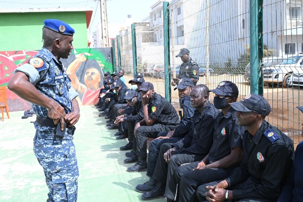 Sénégal : début de la réintégration des ASP radiés sous Macky Sall Sénégal : début de la réintégration des ASP radiés sous Macky Sall
