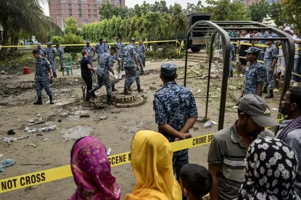 Crash meurtrier au Bangladesh : 31 morts après la chute d’un avion militaire sur une école Crash meurtrier au Bangladesh : 31 morts après la chute d’un avion militaire sur une école