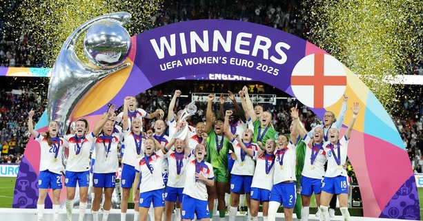 Euro féminin 2025 : l’Angleterre remporte son deuxième titre d’affilée