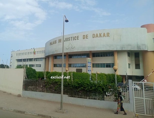 Justice : Les travailleurs de l’Union des magistrats du Sénégal et du Sytjust en grève contre l’absence de concertation... Justice : Les travailleurs de l’Union des magistrats du Sénégal et du Sytjust en grève contre l’absence de concertation...