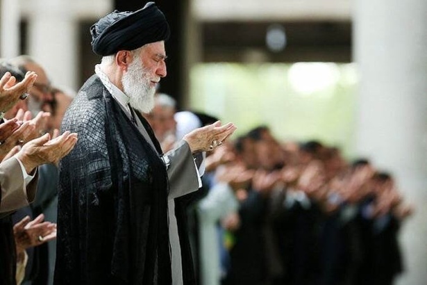 Iran : l’imam Khamenei rend hommage aux martyrs de la guerre contre Israël Iran : l’imam Khamenei rend hommage aux martyrs de la guerre contre Israël