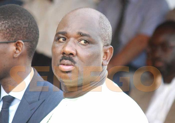 Sénégal : Farba Ngom attaque "Yoor-Yoor Bi" en justice Sénégal : Farba Ngom attaque "Yoor-Yoor Bi" en justice