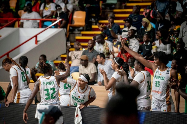 Afrobasket féminin : les Lionnes du Sénégal corrigent le Rwanda et filent en quarts Afrobasket féminin : les Lionnes du Sénégal corrigent le Rwanda et filent en quarts