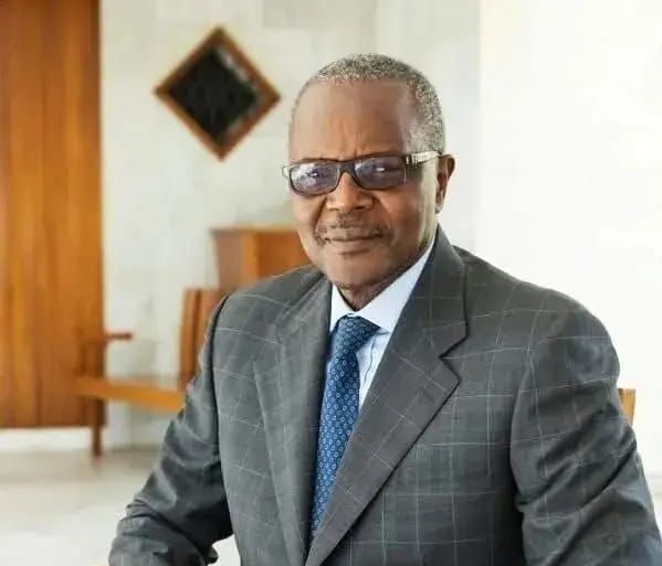 Vérité sur l’immeuble du HCCT sous Tanor Dieng( Par Babou Biram Faye ) Vérité sur l’immeuble du HCCT sous Tanor Dieng( Par Babou Biram Faye )