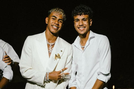 Adam Aznou assume : « À la place de Yamal, j’aurais choisi le Maroc » Adam Aznou assume : « À la place de Yamal, j’aurais choisi le Maroc »