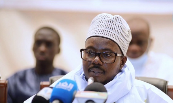 Serigne Bass Abdou Khadre : « Macky Sall fait partie de la famille, malgré des épisodes de tension » Serigne Bass Abdou Khadre : « Macky Sall fait partie de la famille, malgré des épisodes de tension »