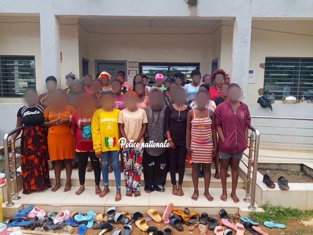 Mafia du sexe : la Dnlt arrête un homme à Kédougou avec 34 Nigérianes Mafia du sexe : la Dnlt arrête un homme à Kédougou avec 34 Nigérianes