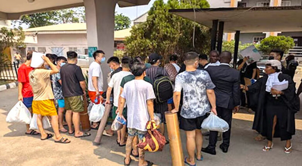 Nigeria : 50 Chinois expulsés pour cyberterrorisme et fraude en ligne Nigeria : 50 Chinois expulsés pour cyberterrorisme et fraude en ligne