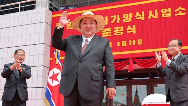 Kim Jong-un arrive à Pékin pour un défilé historique aux côtés de Xi Jinping et Vladimir Poutine Kim Jong-un arrive à Pékin pour un défilé historique aux côtés de Xi Jinping et Vladimir Poutine