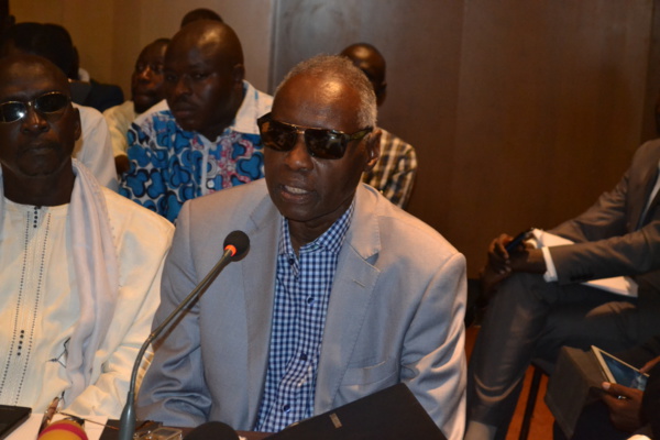 Abdoulaye Elimane Kane à Tanor: « Il ne sert à rien de défendre Macky Sall, il a fait du wakh wakhète » Abdoulaye Elimane Kane à Tanor: « Il ne sert à rien de défendre Macky Sall, il a fait du wakh wakhète »