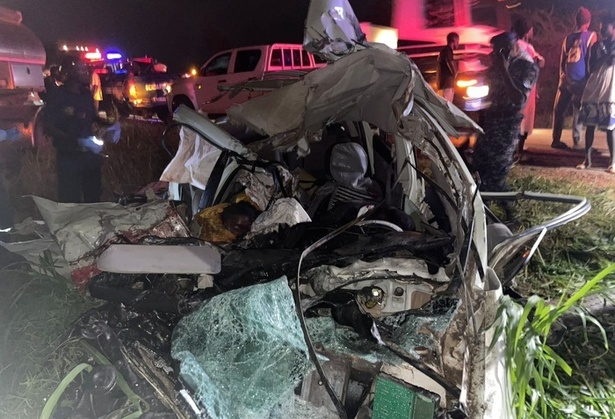 Dernière minute: Cinq morts dans un accident de la route à Mbour Dernière minute: Cinq morts dans un accident de la route à Mbour