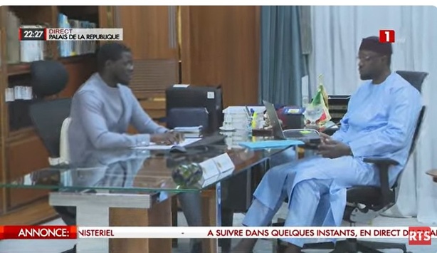 Remaniement ministériel : le nouveau gouvernement sera dévoilé ce samedi soir Remaniement ministériel : le nouveau gouvernement sera dévoilé ce samedi soir