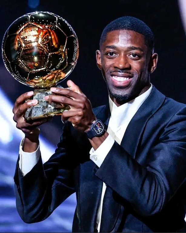 Ballon d’Or 2025 : Ousmane Dembélé sacré Ballon d’Or 2025 : Ousmane Dembélé sacré