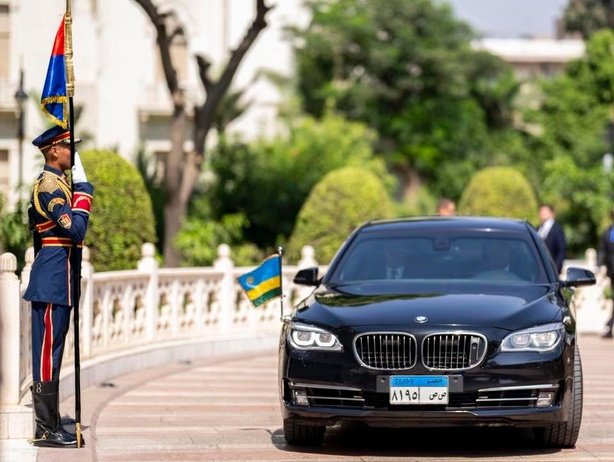 Visite officielle : Paul Kagame accueilli au Caire par le président égyptien Abdel Fattah Al-Sissi Visite officielle : Paul Kagame accueilli au Caire par le président égyptien Abdel Fattah Al-Sissi