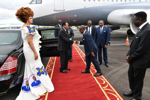 Cameroun : Paul Biya séduit l’électorat du Nord malgré l’insécurité et les crises humanitaires Cameroun : Paul Biya séduit l’électorat du Nord malgré l’insécurité et les crises humanitaires