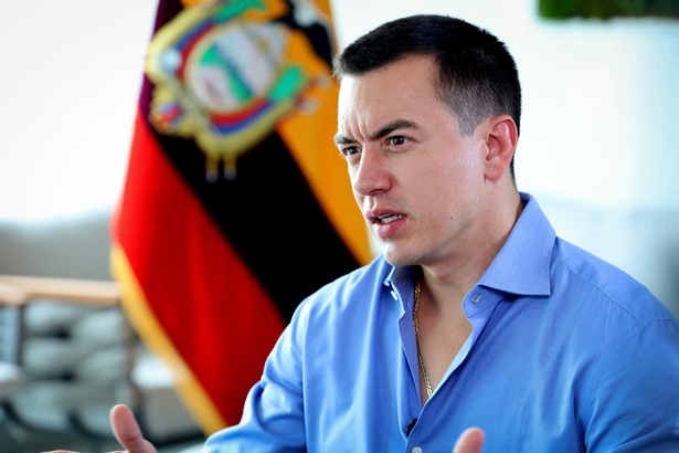 Equateur: le Chef de l’Etat visé, sa voiture criblée de balles