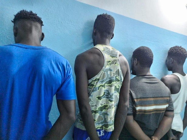 Guédiawaye : démantèlement du gang de motards « Thiely », après un spectaculaire vol de 30 millions F CFA Guédiawaye : démantèlement du gang de motards « Thiely », après un spectaculaire vol de 30 millions F CFA