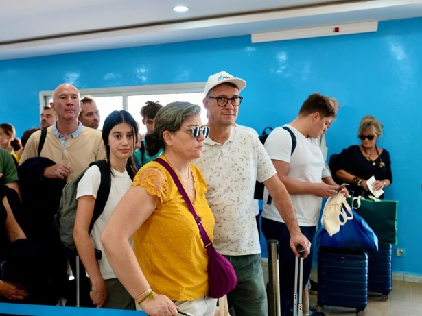 160 touristes débarquent en Casamance : Cap Skirring lance sa saison touristique 160 touristes débarquent en Casamance : Cap Skirring lance sa saison touristique