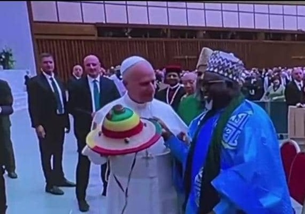 Rencontre historique : le Khalife de Bambilor échange avec le Pape au Vatican
