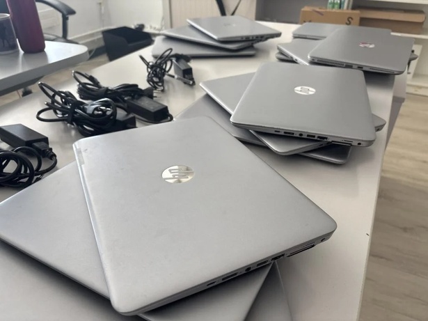 Suspicion autour d’un don : le Sénégal décline les ordinateurs offerts par les États-Unis Suspicion autour d’un don : le Sénégal décline les ordinateurs offerts par les États-Unis