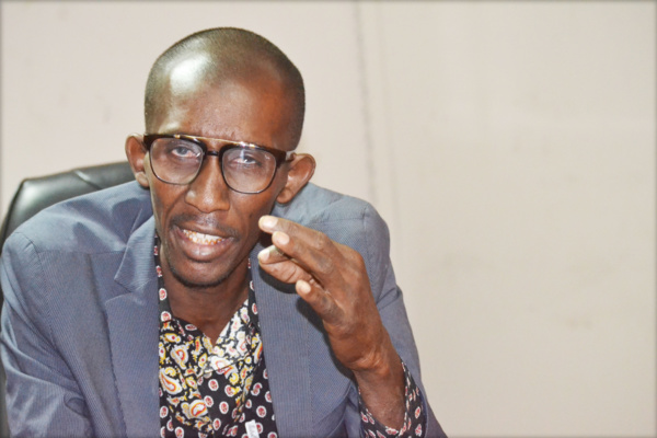 Pape Simaha mouille le Balai citoyen et Y'en a Marre «ils reçoivent des financements des homosexuels » Pape Simaha mouille le Balai citoyen et Y'en a Marre «ils reçoivent des financements des homosexuels »