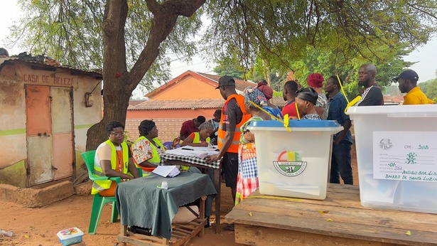 Guinée-Bissau : ouverture des urnes pour 860 000 électeurs et douze candidats Guinée-Bissau : ouverture des urnes pour 860 000 électeurs et douze candidats