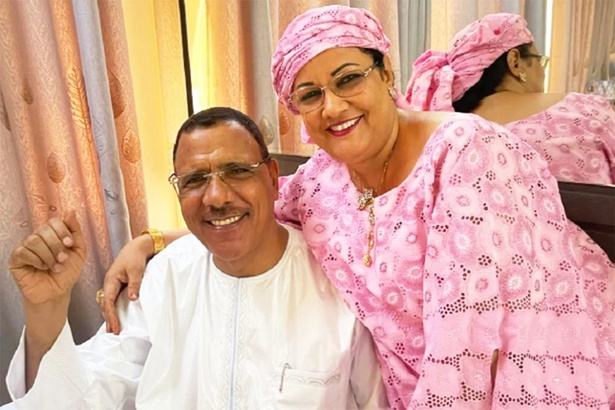 Mohamed et Khadija Bazoum : 865 jours Mohamed et Khadija Bazoum : 865 jours