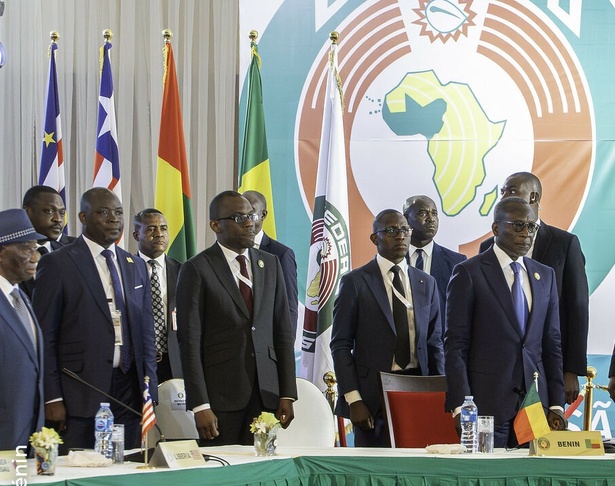 Bénin : la CEDEAO condamne la tentative de putsch