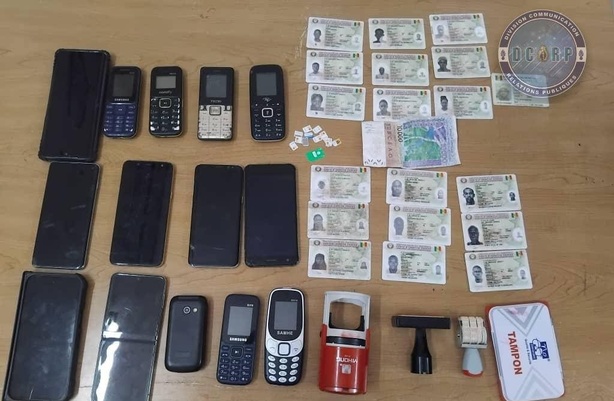 Lutte contre la fraude bancaire : la Section de Recherches de Dakar démantèle un vaste réseau criminel Lutte contre la fraude bancaire : la Section de Recherches de Dakar démantèle un vaste réseau criminel