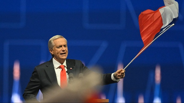 Chili : José Antonio Kast, admirateur de Pinochet, élu président