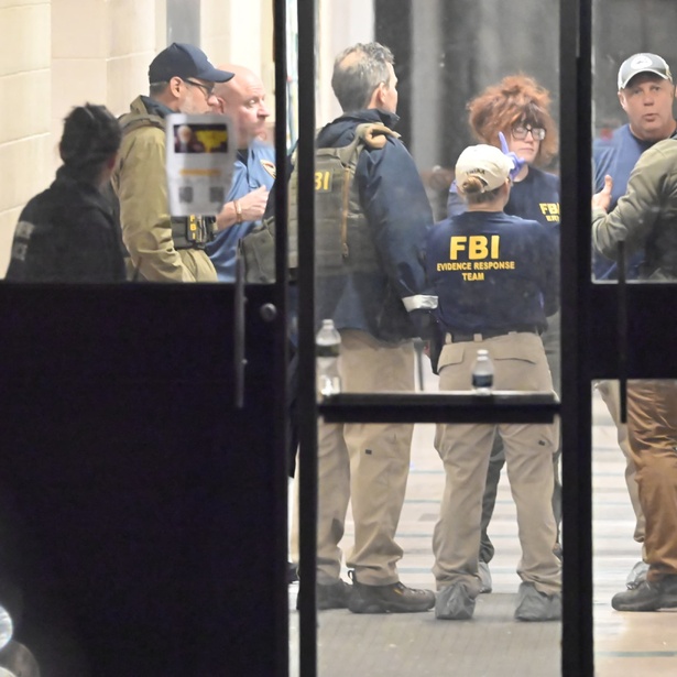 États-Unis: une personne arrêtée après la fusillade mortelle à l'université Brown États-Unis: une personne arrêtée après la fusillade mortelle à l'université Brown