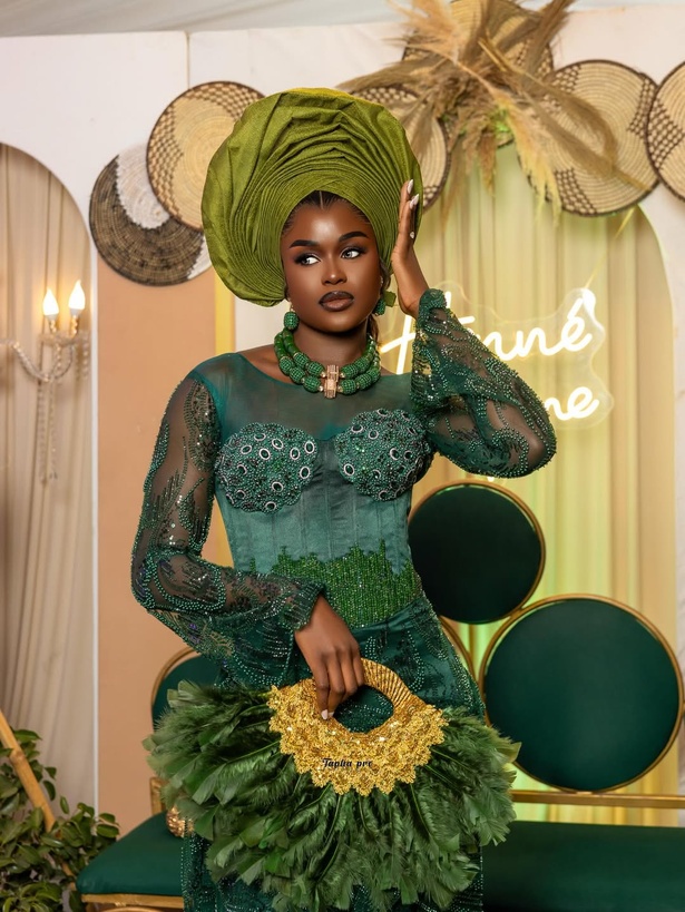 Carnet blanc : la basketteuse internationale Fatou Pouye s’est mariée Carnet blanc : la basketteuse internationale Fatou Pouye s’est mariée