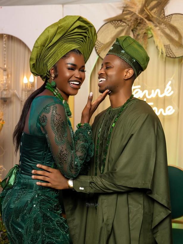 Carnet blanc : la basketteuse internationale Fatou Pouye s’est mariée Carnet blanc : la basketteuse internationale Fatou Pouye s’est mariée