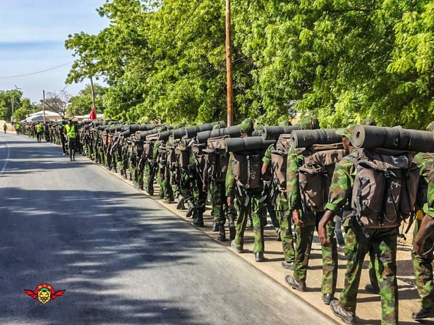 Cameroun –BIR : 1 748 recrues entament une marche de 400 km Cameroun –BIR : 1 748 recrues entament une marche de 400 km