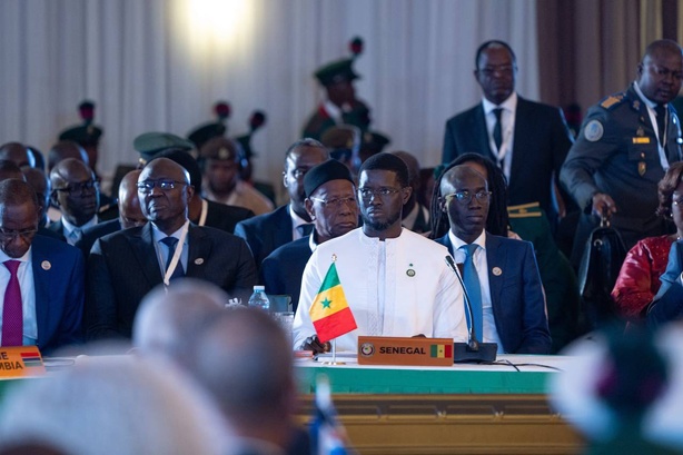 Affaire des 59 enseignants Sénégalais recrutés par la Guinée : la décision du gouvernement est tombée Affaire des 59 enseignants Sénégalais recrutés par la Guinée : la décision du gouvernement est tombée