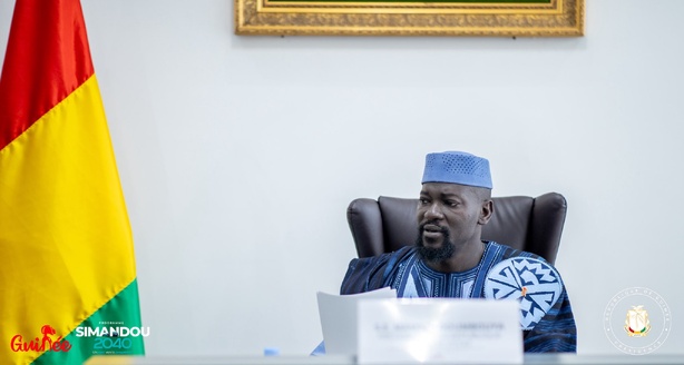 Guinée : Mamadi Doumbouya investi président le 17 janvier