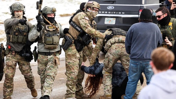 États-Unis : depuis le retour de Trump, la police de l’immigration durcit ses méthodes