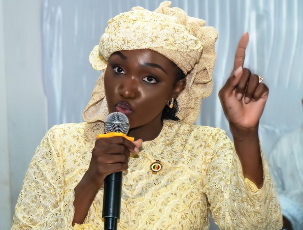 Sénégal : Anta Babacar Ngom appelle à la dissolution de l’Assemblée nationale Sénégal : Anta Babacar Ngom appelle à la dissolution de l’Assemblée nationale