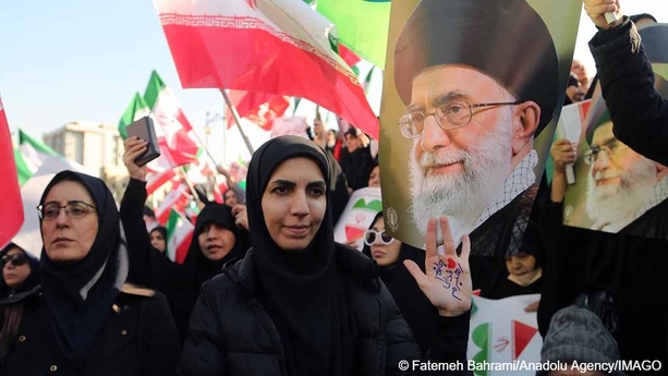 Iran : le pouvoir dénonce une guerre médiatique et numérique menée par l’Occident