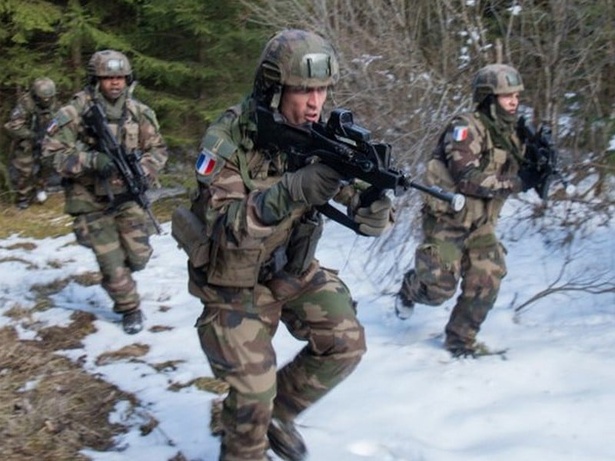 Groenland : la France déploie des soldats dans un exercice militaire européen inédit face aux ambitions américaines Groenland : la France déploie des soldats dans un exercice militaire européen inédit face aux ambitions américaines