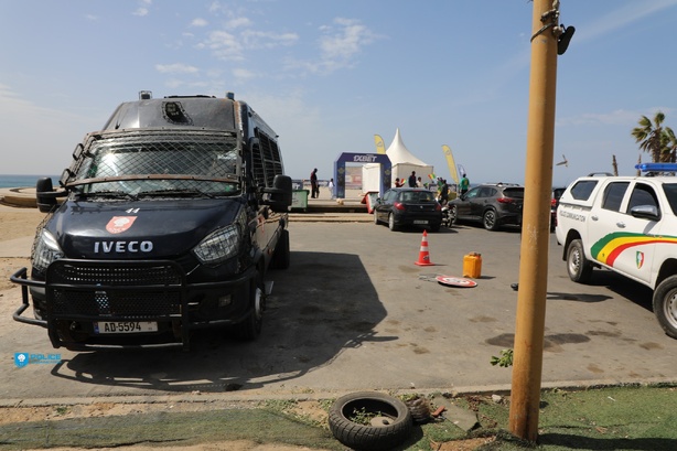 Finale de la CAN : la Police nationale déploie un dispositif discret sur l’ensemble du territoire Finale de la CAN : la Police nationale déploie un dispositif discret sur l’ensemble du territoire