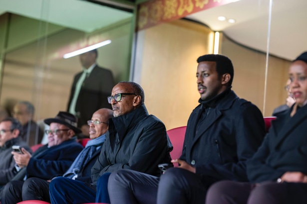 « Succès bien mérité » : Paul Kagame félicite les Lions de la Téranga « Succès bien mérité » : Paul Kagame félicite les Lions de la Téranga