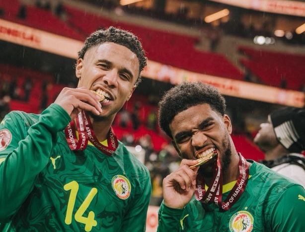 Après la parade, Boulaye Dia, Ismaïla Jackson et Ibrahima Mbaye rejoignent leurs clubs