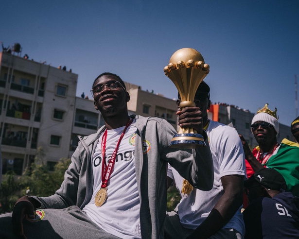 CAN-2025 : le Sénégal célèbre ses héros, Dakar submergée par la ferveur populaire