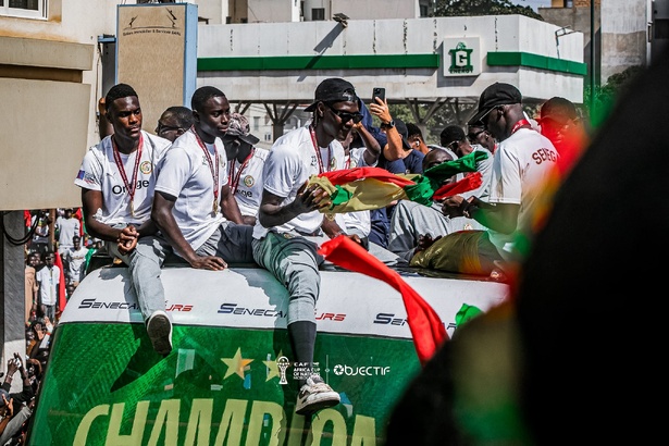 CAN-2025 : le Sénégal célèbre ses héros, Dakar submergée par la ferveur populaire