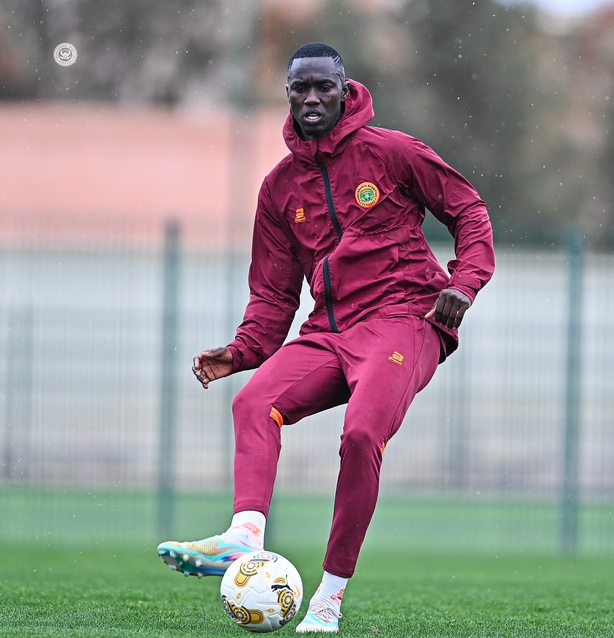 Champion d’Afrique sans hommage : Mamadou Lamine Camara ignoré par son club marocain Champion d’Afrique sans hommage : Mamadou Lamine Camara ignoré par son club marocain