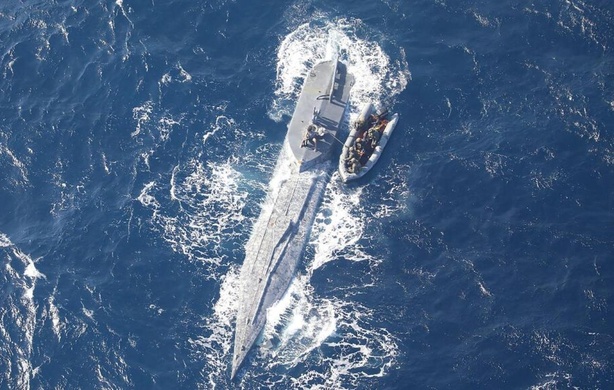 Portugal : Neuf tonnes de cocaïne saisies au large des Açores Portugal : Neuf tonnes de cocaïne saisies au large des Açores